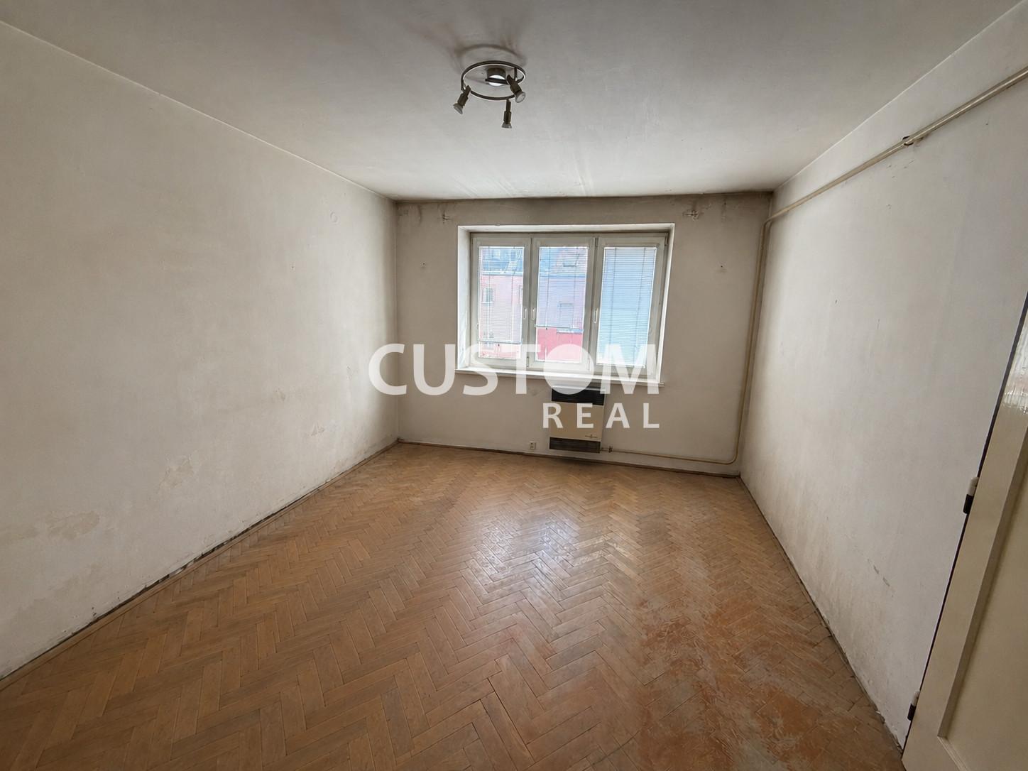 Svetlý 2 izbový byt v tehlovom bytovom dome, širšie centrum mesta – fotka 2