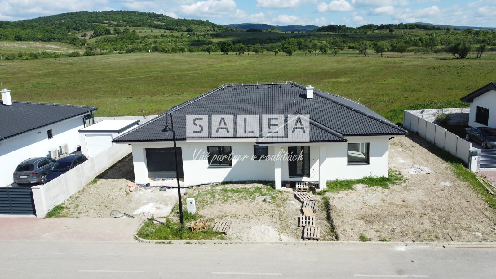 4 izbový bungalov, garáž, 600m2, Vinosady okres Pezinok
