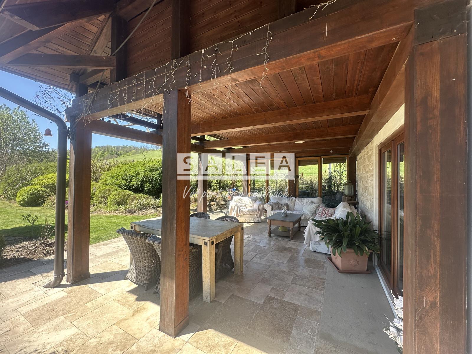 Rodinný dom (2x bytová jednotka) 5400m2 Podbranč pri Senici