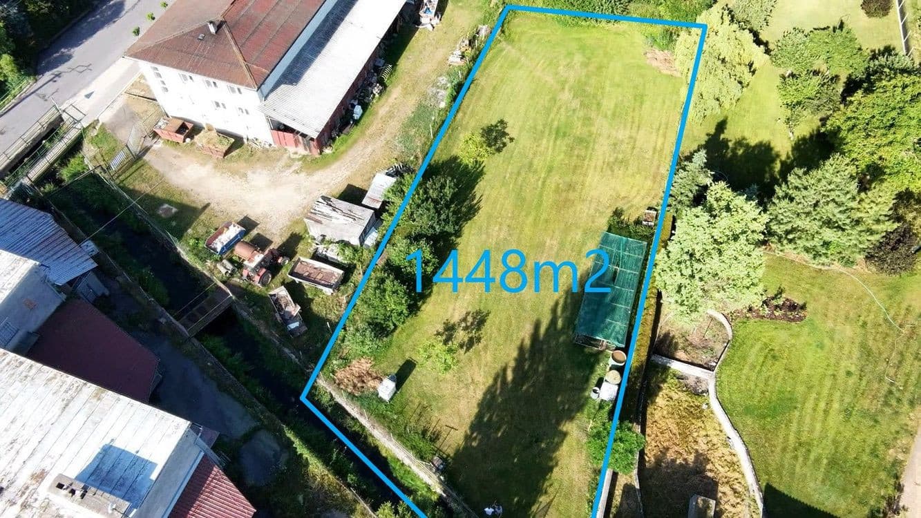 Stavebný pozemok v strede obce Kosorín o rozlohe 1448 m2 za výbornú cenu 63 000 €