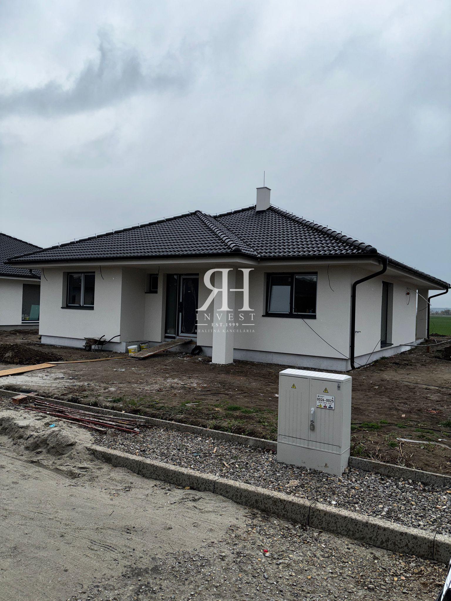 NA PREDAJ bungalovy - JELŠOVCE a MERAŠICE – fotka 2