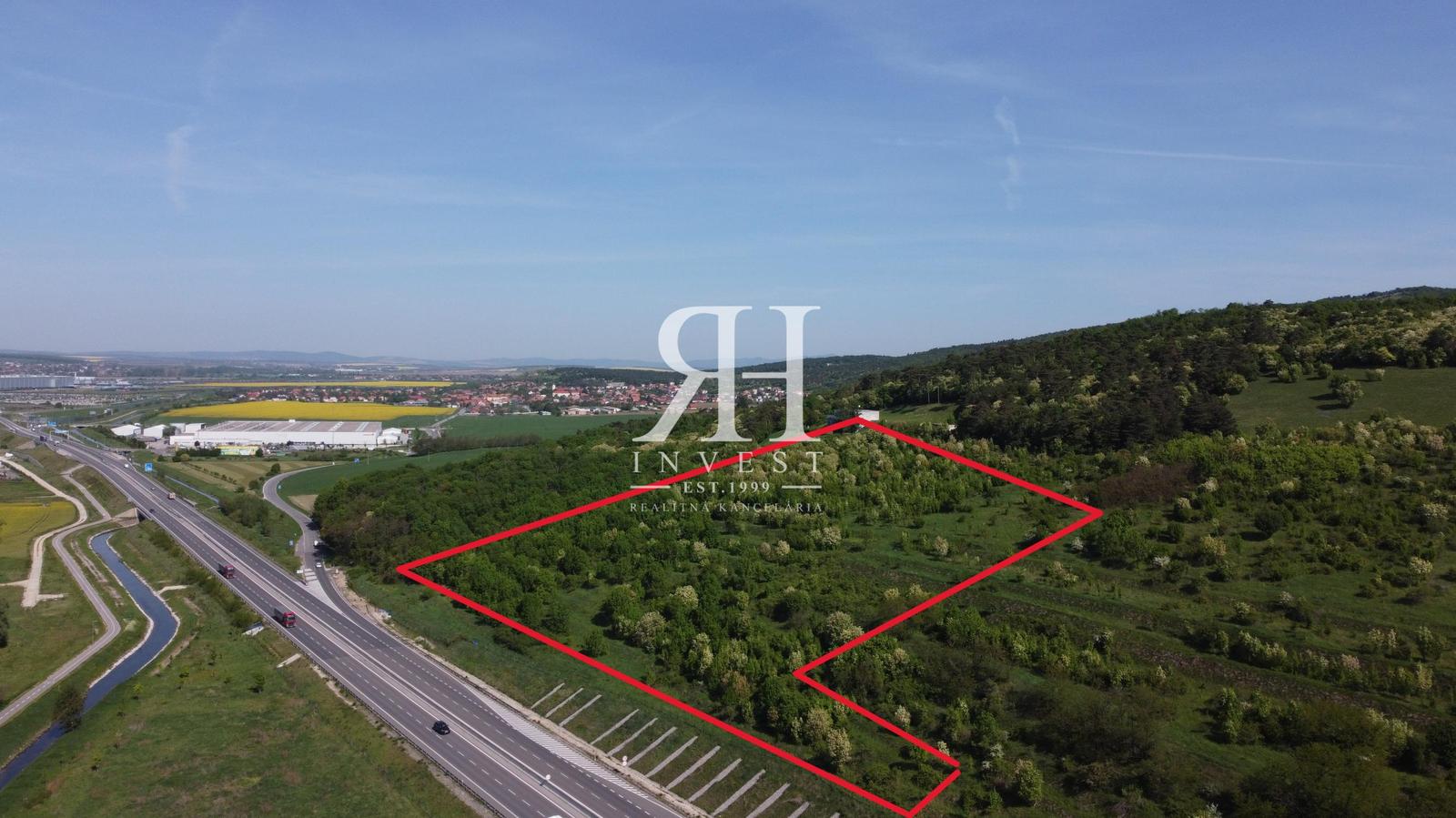 ZOBOR-LUPKA na predaj investičné stavebné pozemky