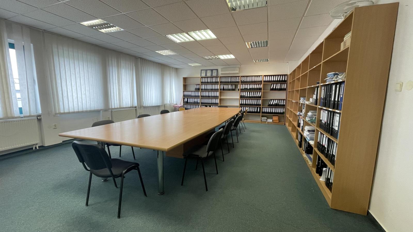 Kancelária o výmere 53 m2 na Skladovej ulici v Trnave.
