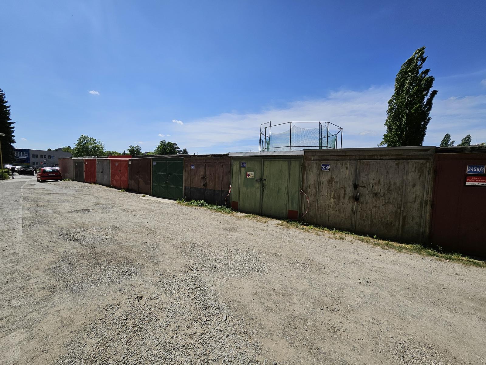 PRENÁJOM GARÁŽE – KOŠICE – SEVER, VYSOKOŠKOLSKÁ ULICA – fotka 2