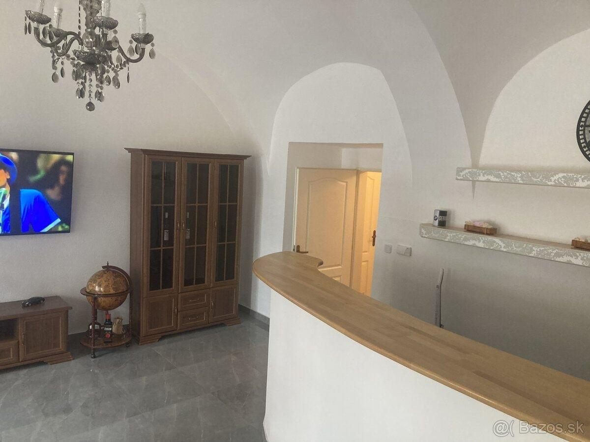 Priestor v centre mesta 55 m2 ul. Kováčska, Orlia Staré mesto – fotka 2