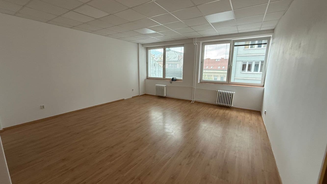 Kancelária o výmere 42 m2, Staré mesto, ul. Mlynská
