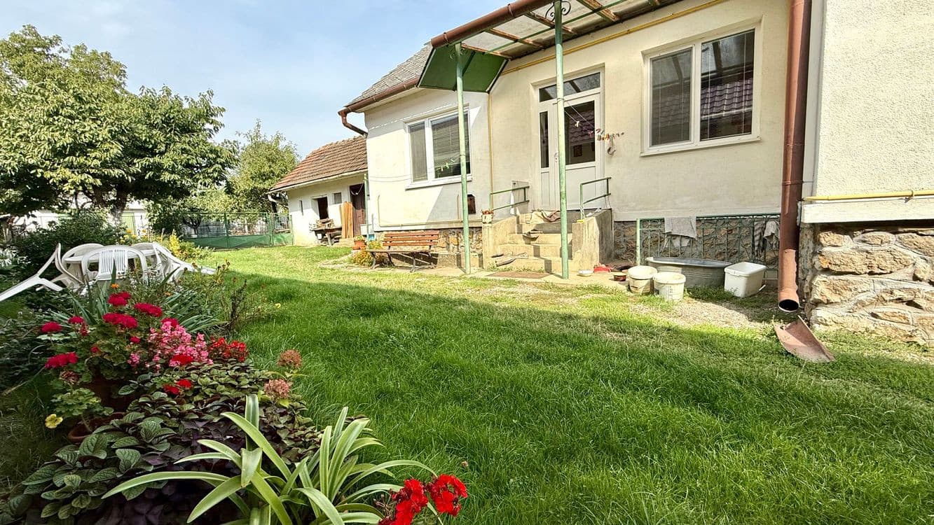 Rodinný dom 3 izb. 110m2, pozemom 1208m2, Čečejovce