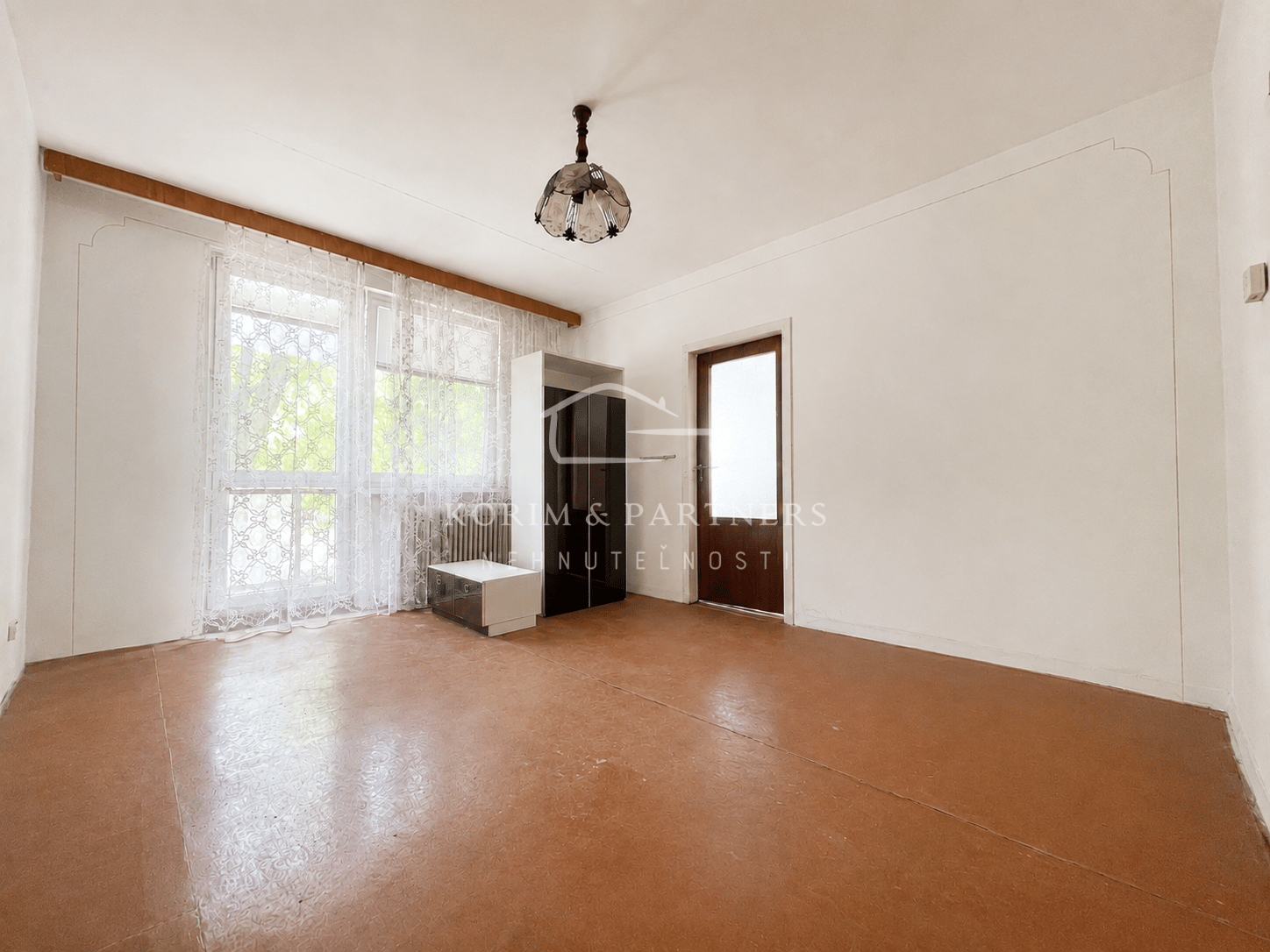 2-izbový byt s balkónom pri parku – 53 m², Hurbanovo – fotka 2