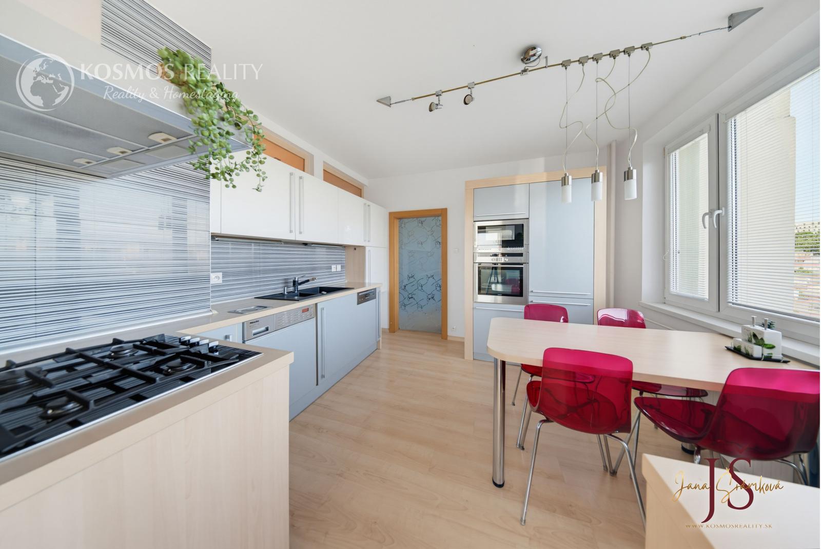Priestranný 3-izbový byt s lodžiou, KARPATSKÁ, Košice – fotka 2