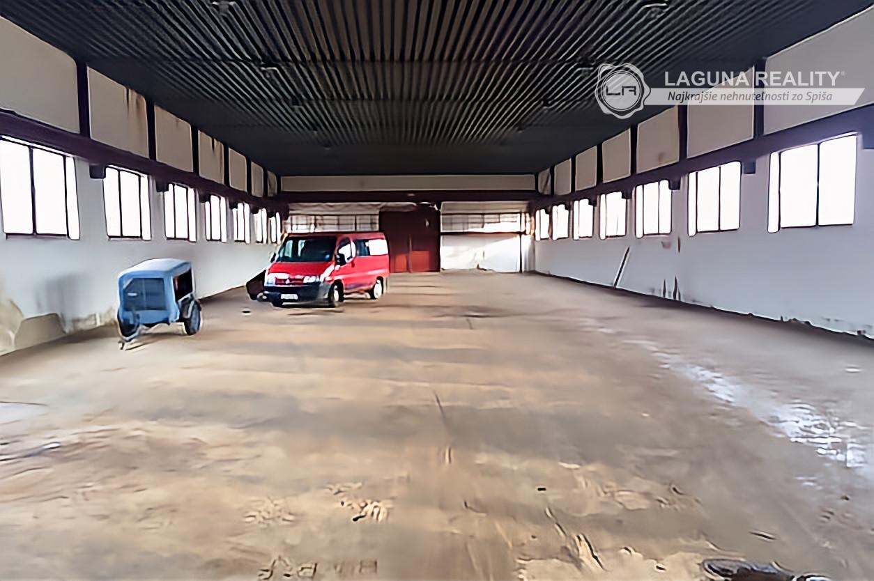 PRENÁJOM! Hala (702 m2) podnikateľský areál pri diaľnici Levoča – fotka 2