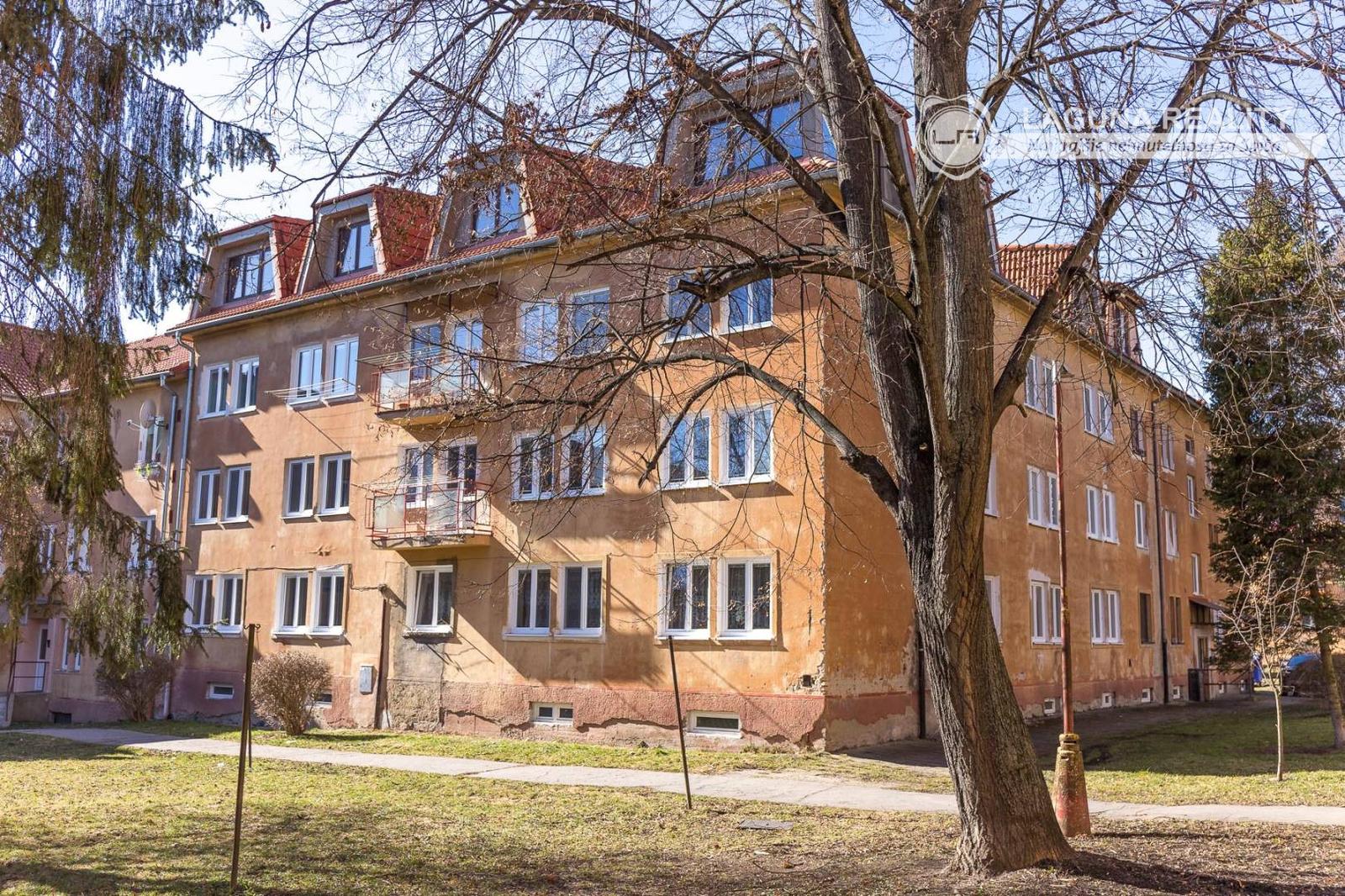 Rozostavaný 3+1 (107 m2) centrum Spišská Nová Ves – fotka 2