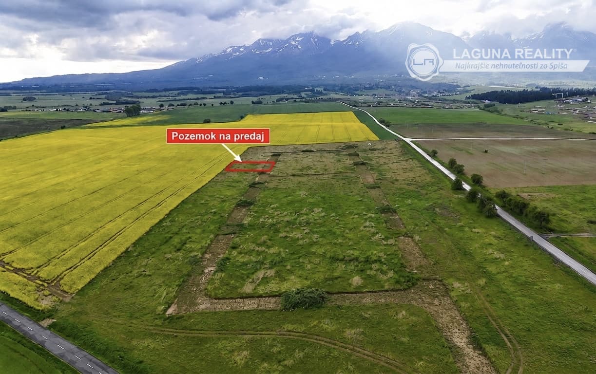 Na predaj ponúkame stavebný pozemok s vedľajším pozemkom !