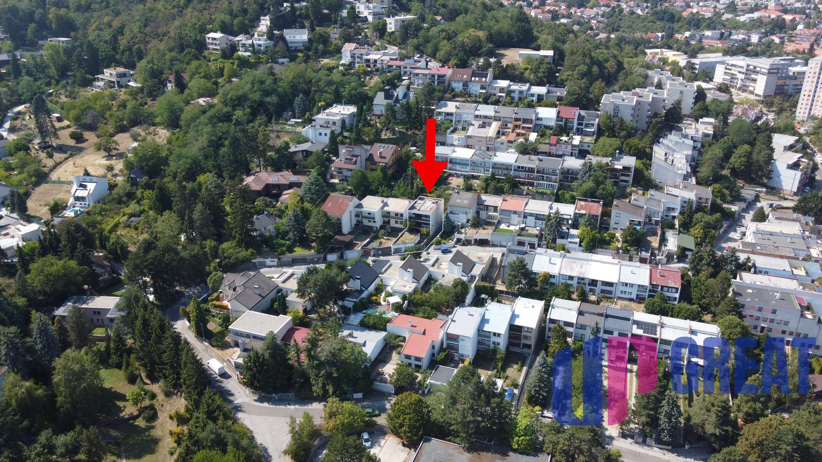 ✅ Priestranný rodinný dom 276 m² s dvojgarážou