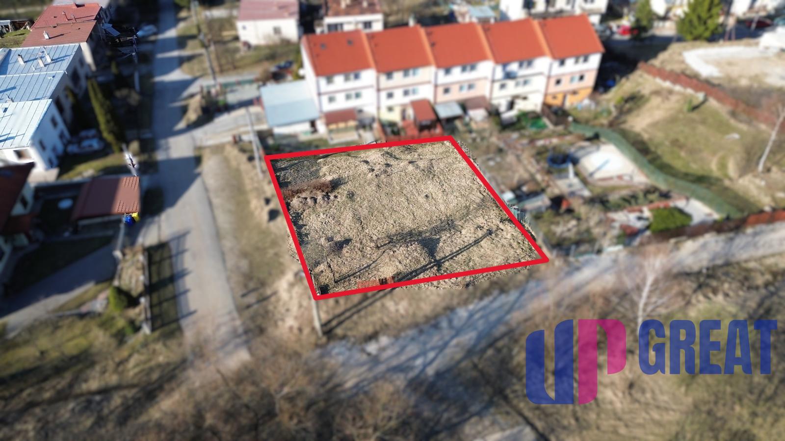 KROMPACHY- pozemok NA PREDAJ (653m2)