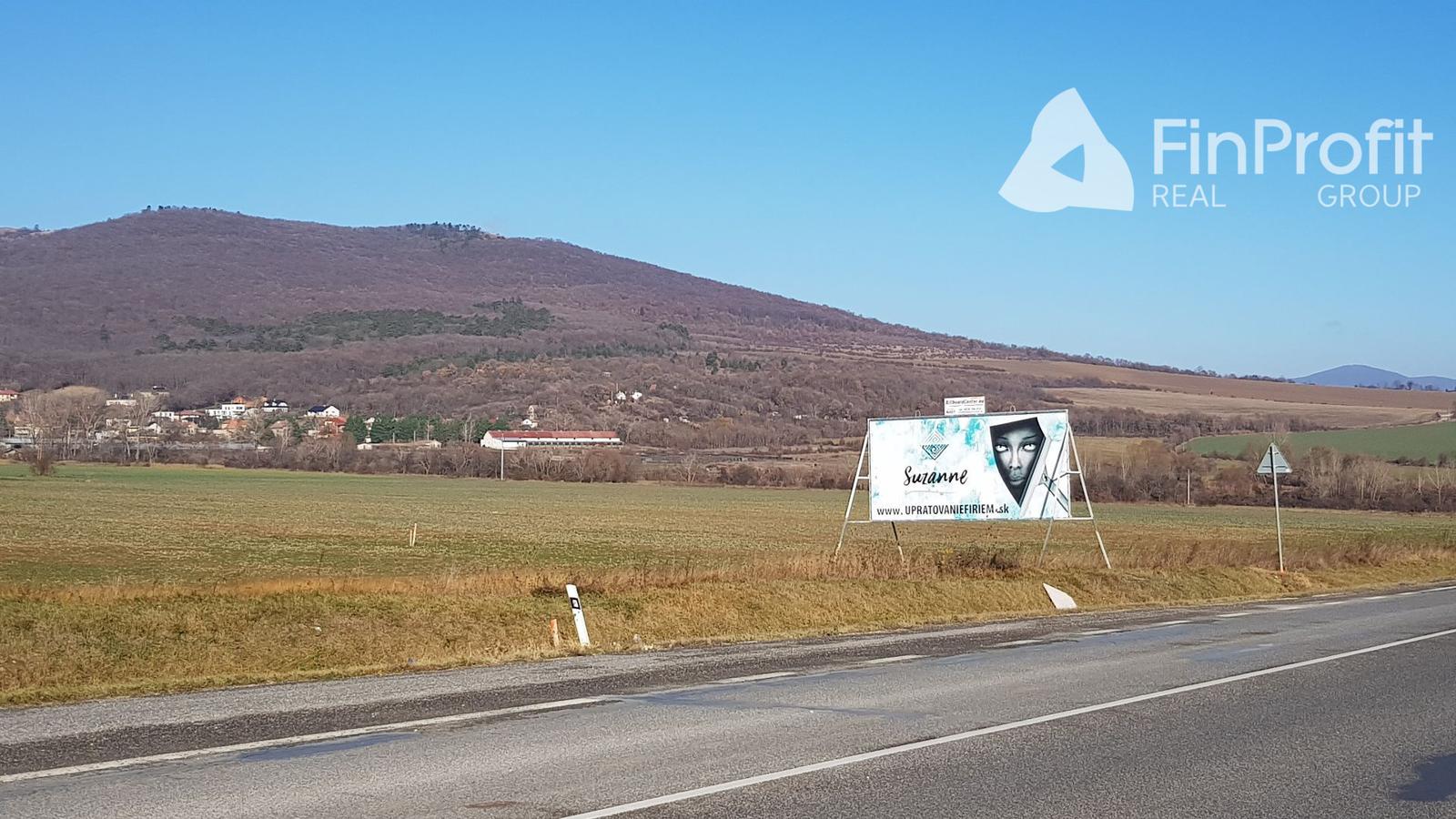 Predám pozemok na Zlatomoraveckej ceste pri Nitre, 6492m2. – fotka 2