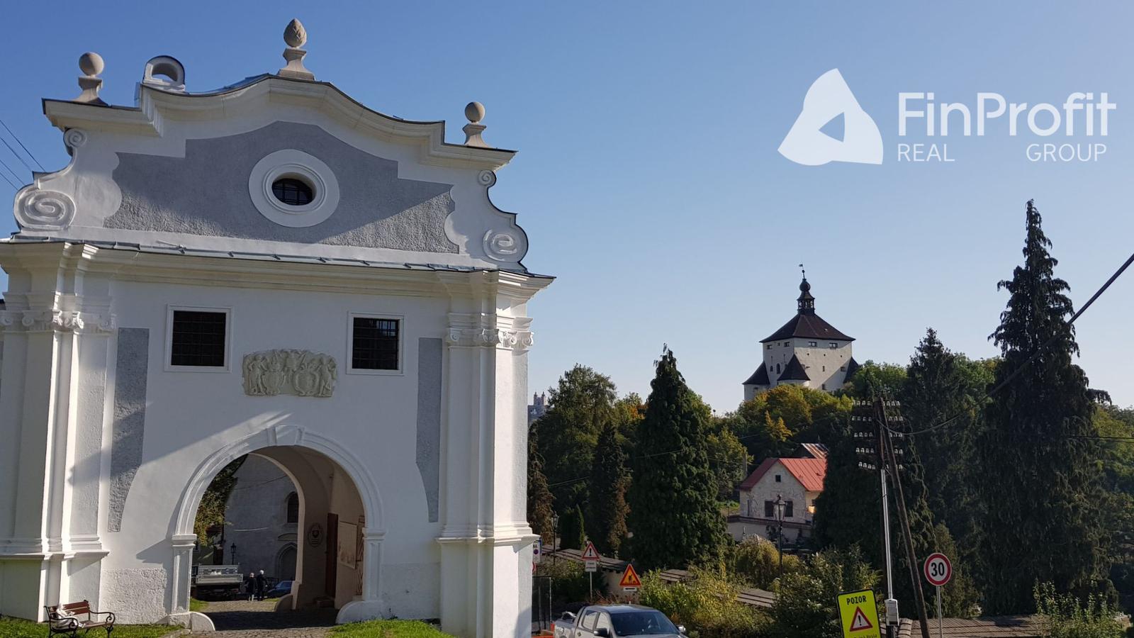 Predám stavebný pozemok na RD v Banskej Štiavnici.