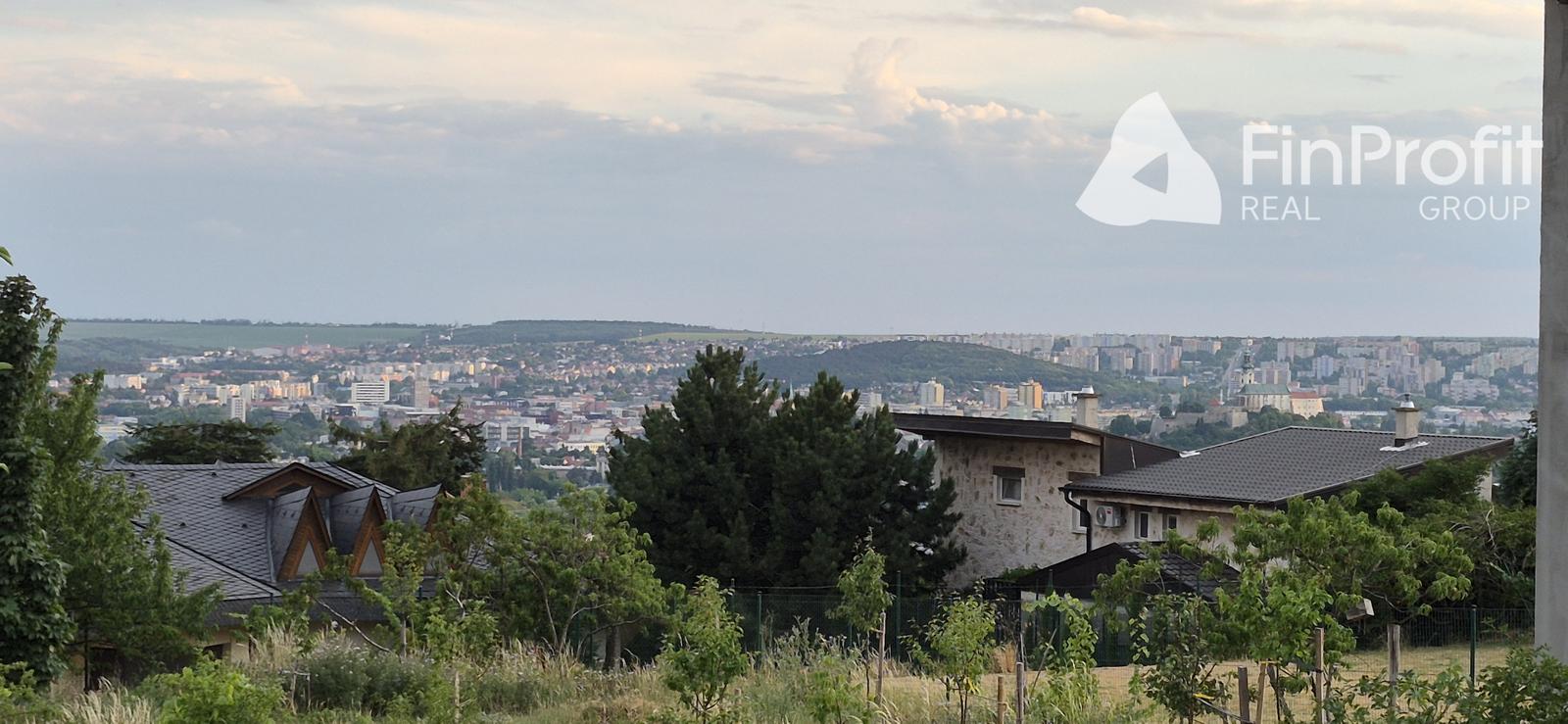 Predám stavebný pozemok Nitra - Zobor.