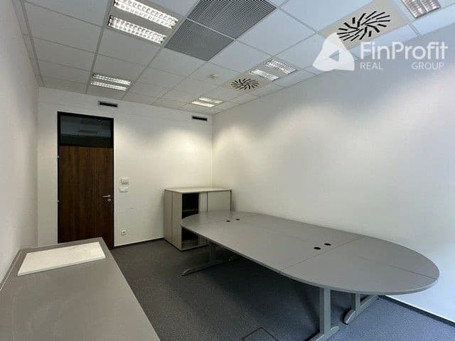 Kancelária v budove OMNIPOLIS na prenájom - 20,15 m2, ul. Trnavská cesta – fotka 2