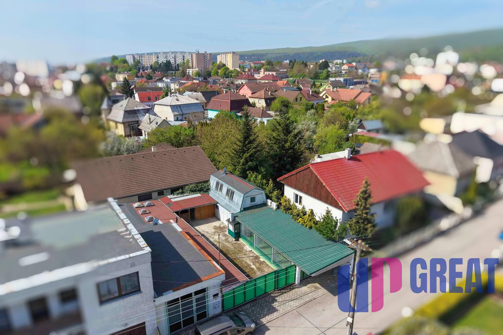 NA PREDAJ budovy s podnikateľským potenciálom, Nové Mesto nad Váhom