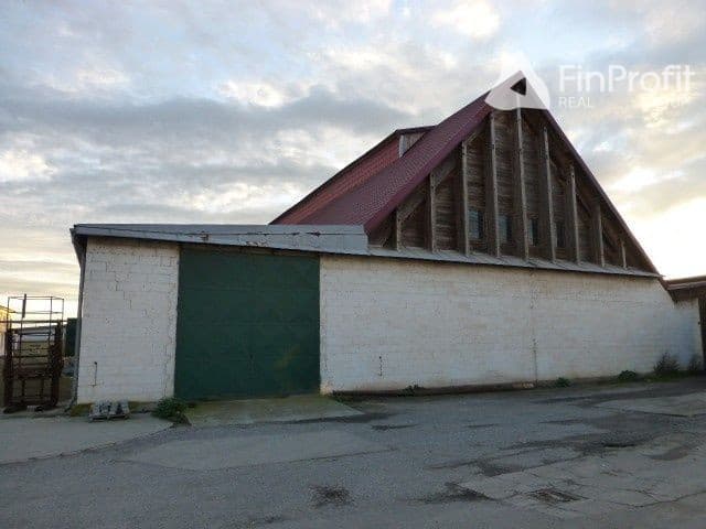 Skladovacia hala na prenájom - 1.590 m2, Staničná ul., Zohor.