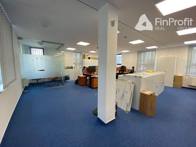 Zrekonštruovaný administratívny celok na prenájom - 371 m2, Údernícka ul. – fotka 2