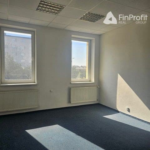 Kancelárie v administratívnej časti Hotela Saffron na prenájom - od 20 m2, Radlinského ul. – fotka 2