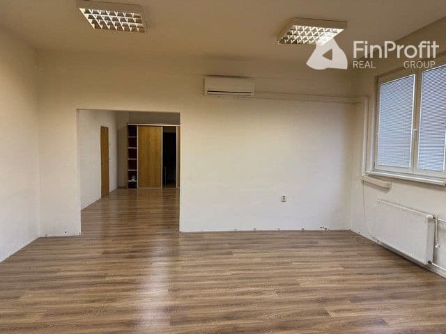 Administratívne priestory na prenájom - od 15 m2, Galvaniho ul. – fotka 2