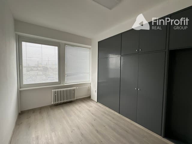 Multifunkčné priestory s umývadlom na prenájom - od 12 m2, Bojnická ul.