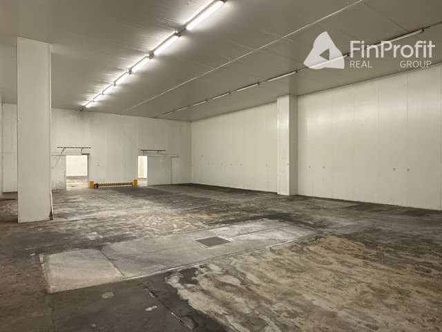 Skladové priestory s možnosťou delenia - 360 m2-1.800 m2, ul. Na Pántoch – fotka 2