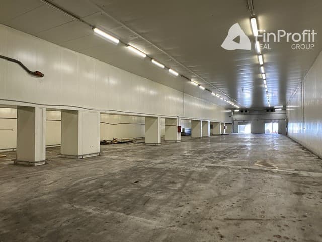 Skladové priestory s možnosťou delenia - 360 m2-5.000 m2, ul. Na Pántoch