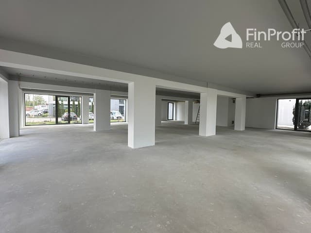 Retailový priestor na prenájom – 156 m², ul. Vlčie Hrdlo – fotka 2