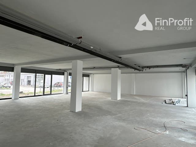 Multifunkčný priestor na prenájom – 340 m², Vlčie hrdlo – fotka 2