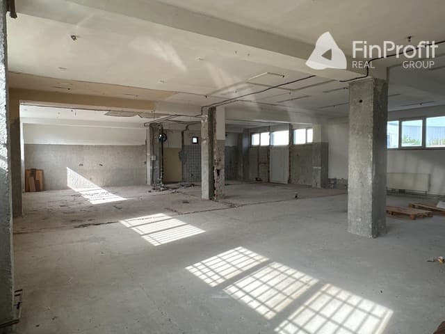 Multifunkčný priestor na prenájom – 220 m², Na Pántoch