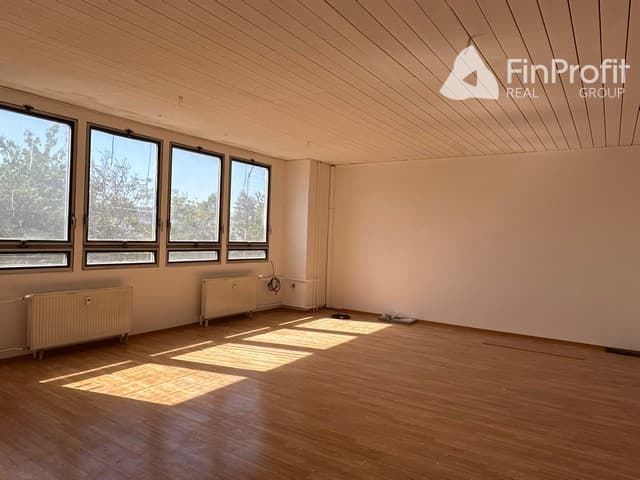 Multifunkčný priestor na prenájom - 120 m2, Pestovateľská ul.
