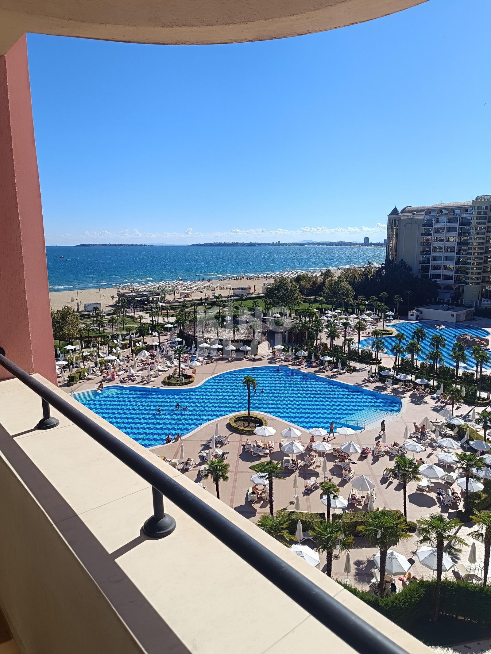 Apartmán 2+kk s výhľadom na more v DIT Majestic Beach Resort v 1. línií pri mori na Slnečnom pobreží v Bulharsku