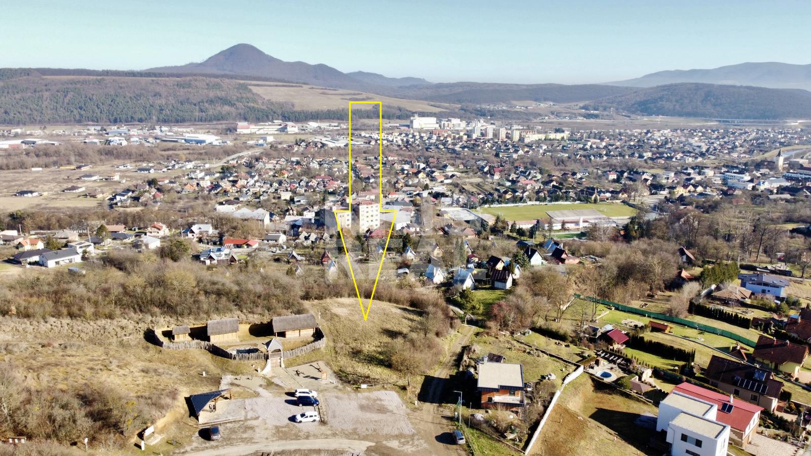 NA PREDAJ STAVEBNÝ KOMERČNÝ POZEMOK – VEĽKÝ ŠARIŠ - PREŠOV – fotka 2