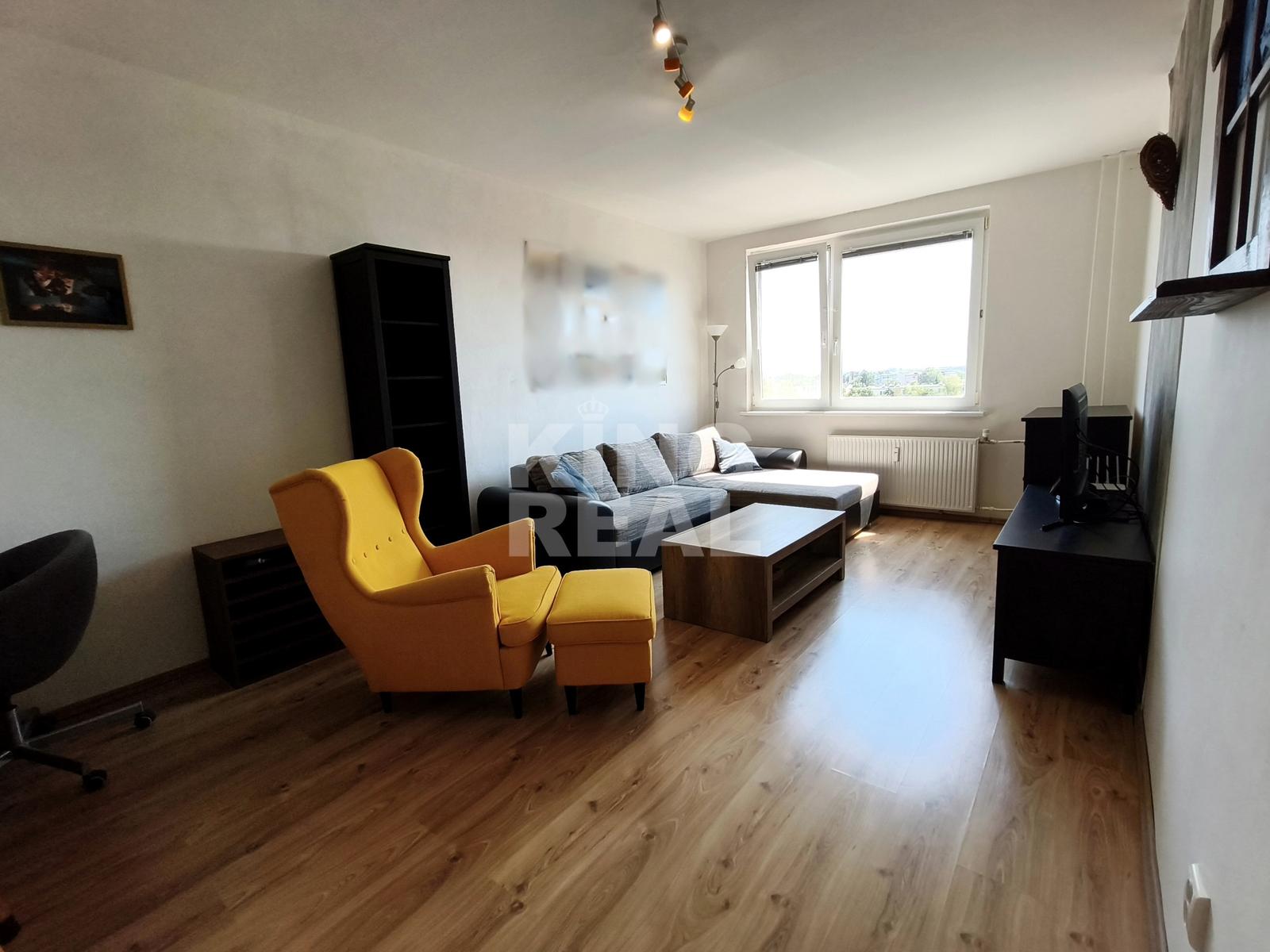 Na prenájom: zariadený 3-izbový byt s balkónom, MDŽ 2 – fotka 2