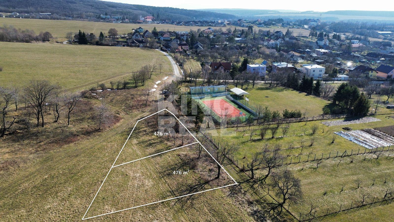 Pozemok v obci Hodkovce, Košice-okolie