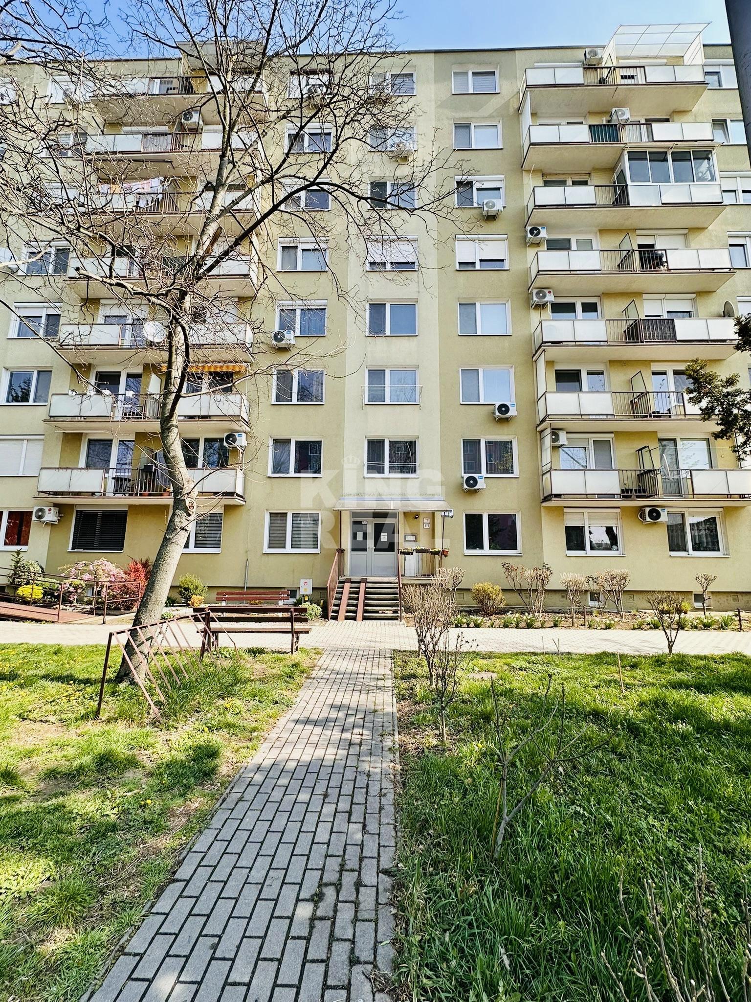 PRENÁJOM 3 - izbový byt na Cyrilometodskej v Nových Zámkoch