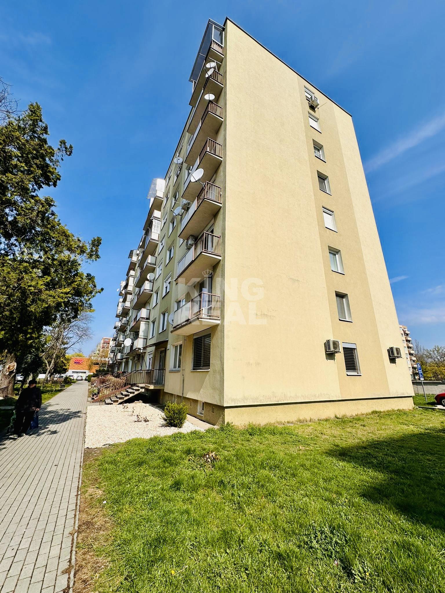PRENÁJOM 3 - izbový byt na Cyrilometodskej v Nových Zámkoch – fotka 2