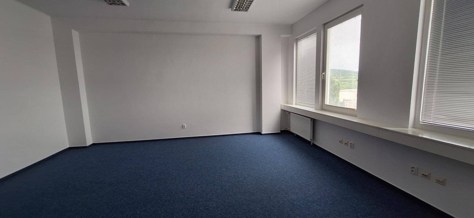 PRENÁJOM - kancelária - 18 m2- BA III. - Rača