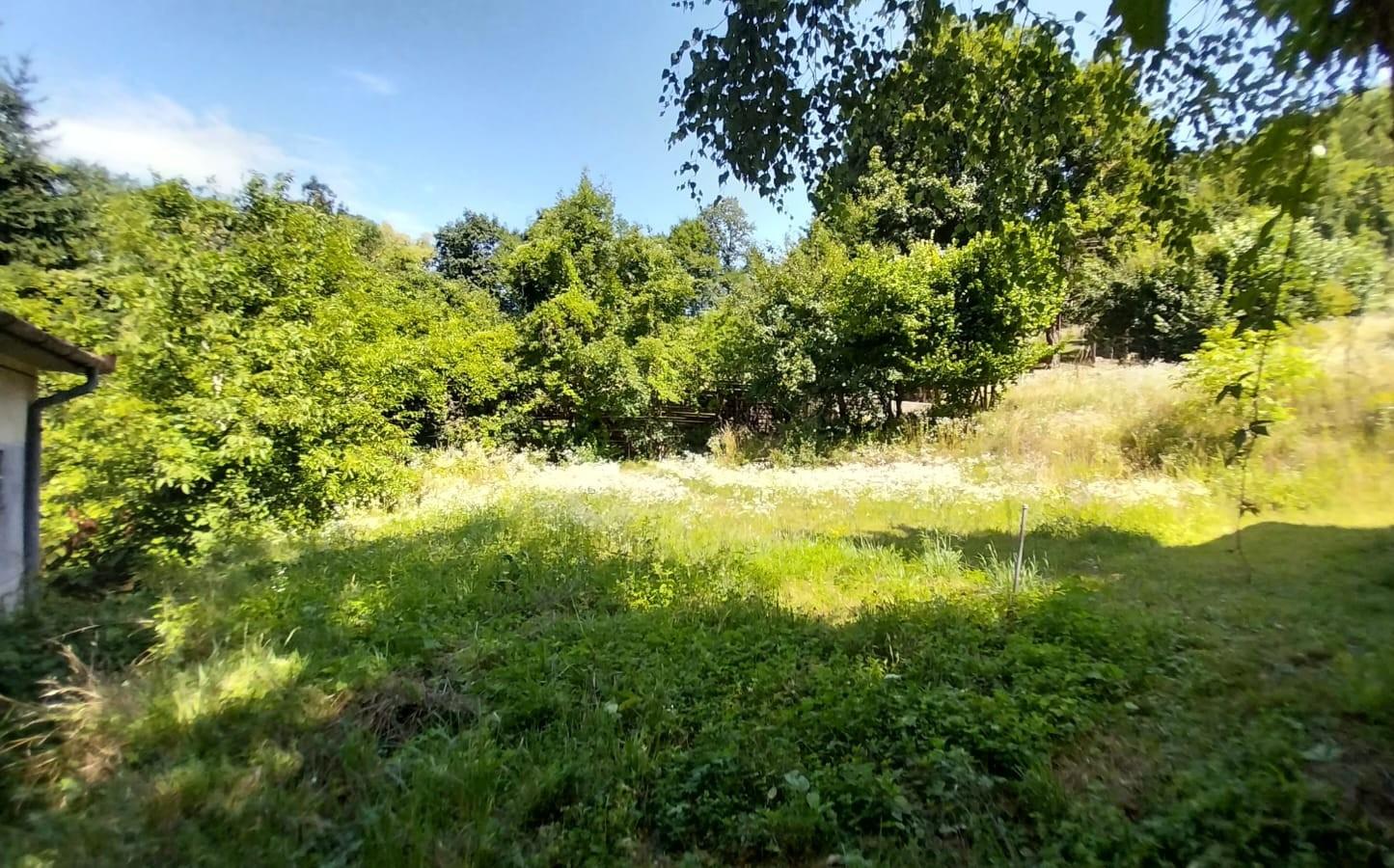 PREDAJ - jedinečný stavebný pozemok pod Pajštunom - 900 m2- Borinka – fotka 2