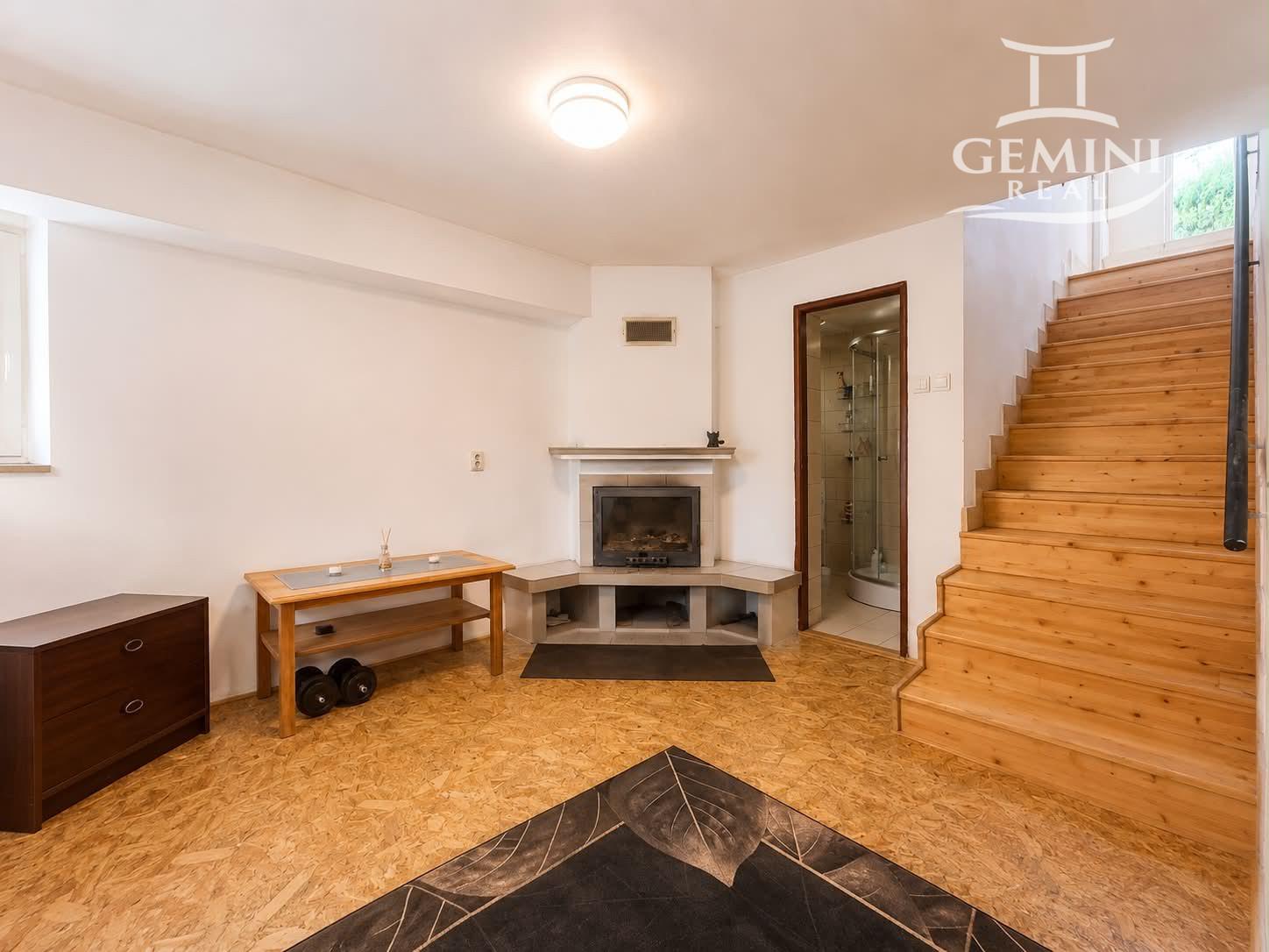 Rodinný dom s veľkou záhradou 1 868 m² – Vinice,  len 4  km od centra Rimavskej Soboty