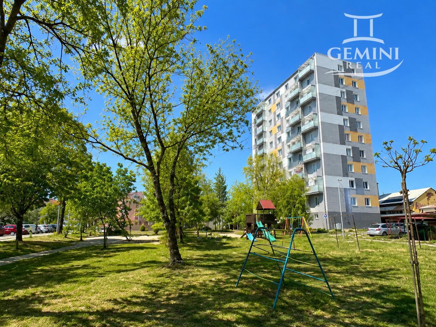 KOMPLETNE ZREKONŠTRUOVANÝ 3-IZBOVÝ BYT S BALKÓNOM | ROŽŇAVSKÁ | 63 m² | RIMAVSKÁ SOBOTA
