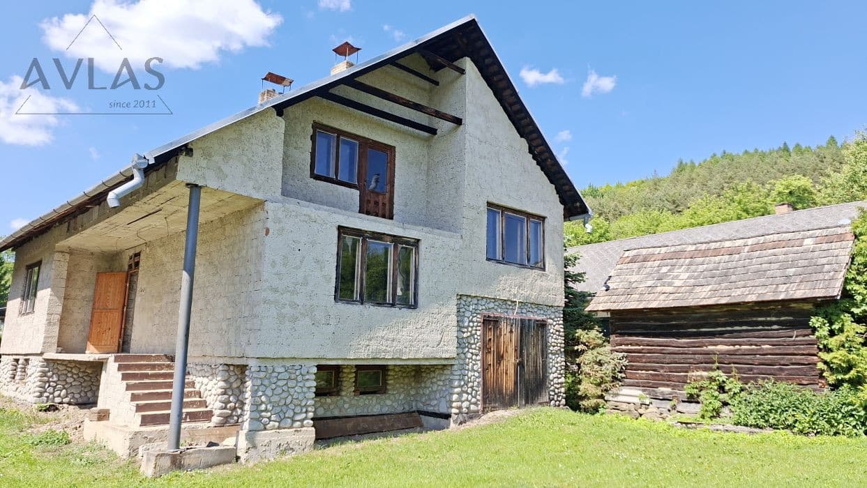 Znížená cena - Zaujímavý rodinný dom v obci Soboš v blízkosti Giraltoviec – fotka 2
