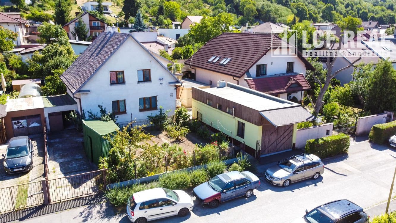 RD s GARÁŽOU a SKLADOM, KOŠICE-VYŠNÉ OPÁTSKE