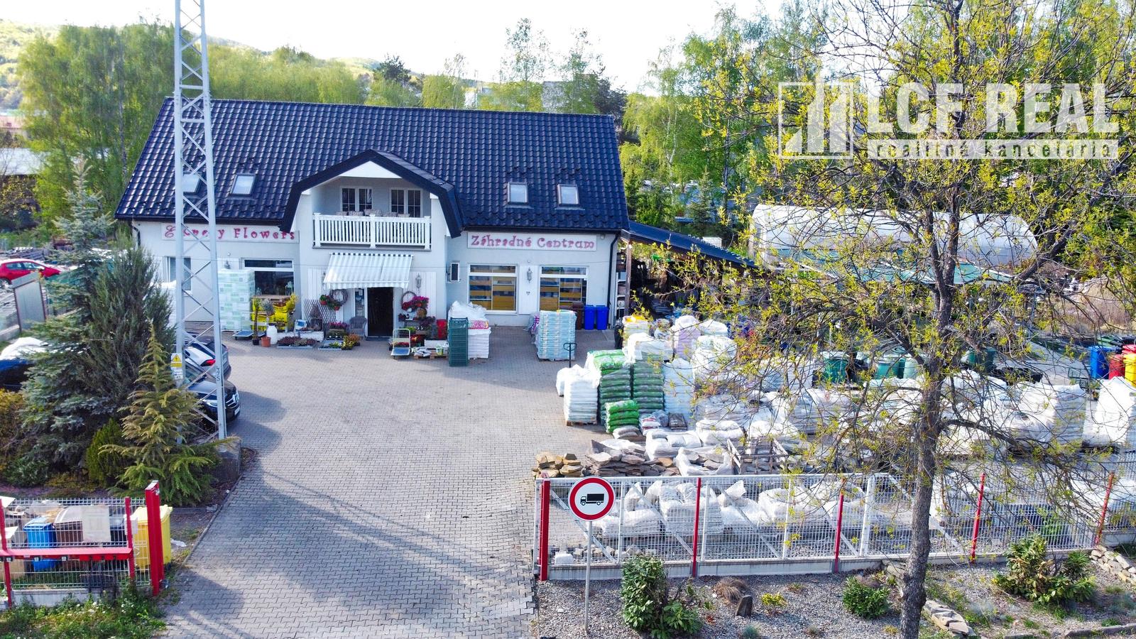 Prenájom zabehnutej prevádzky Záhradného centra, Snina