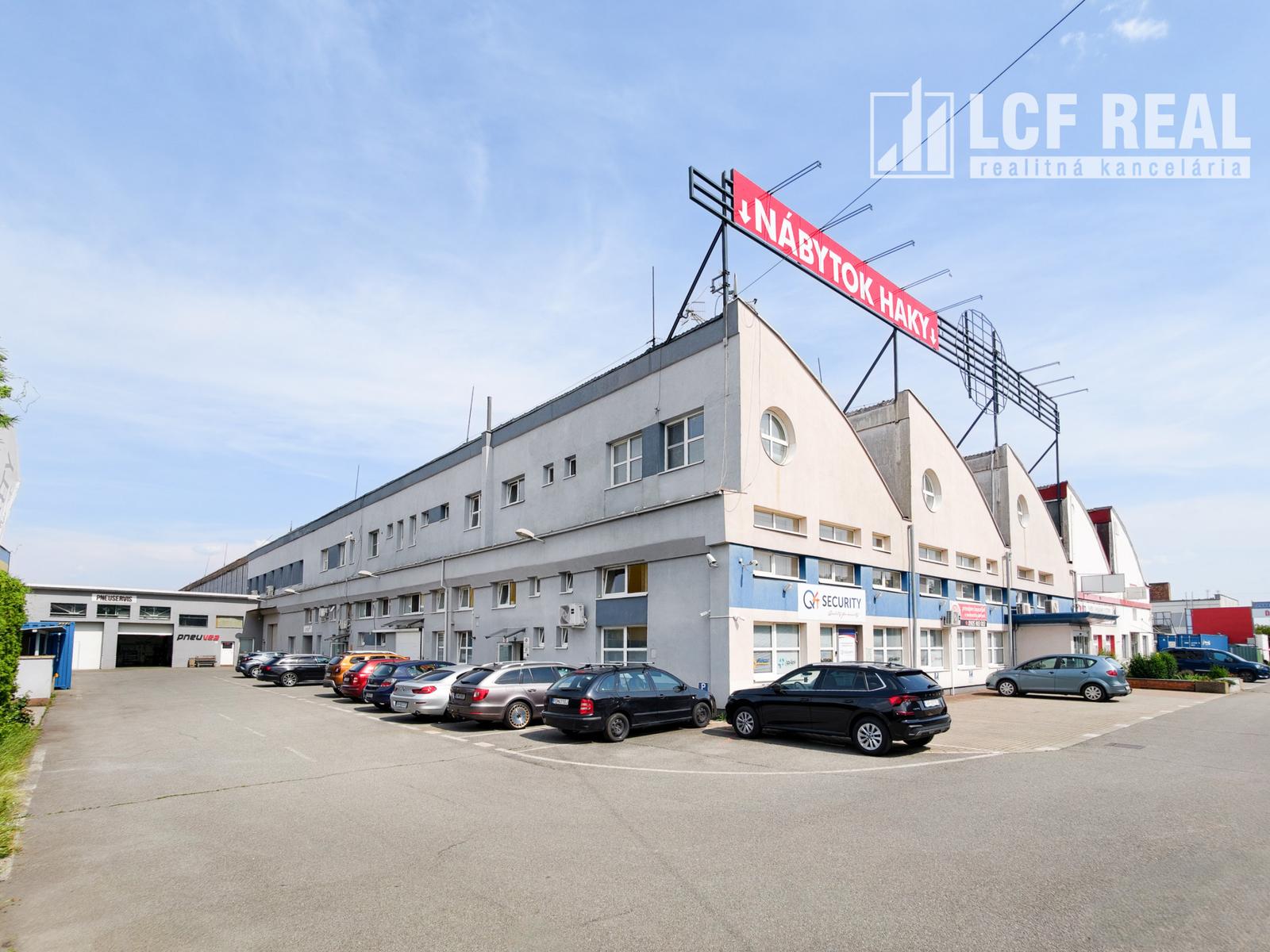 Na prenájom komerčný priestor s výmerou 314,7 m², Košice – Juh – fotka 2