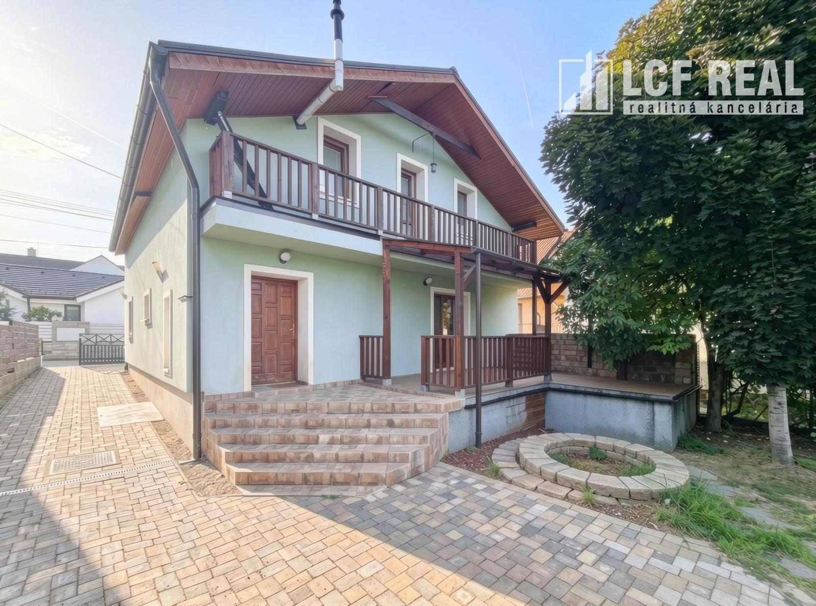 Moderný 4 - izbový RD s bazénom a garážou, Košice - Barca – fotka 2
