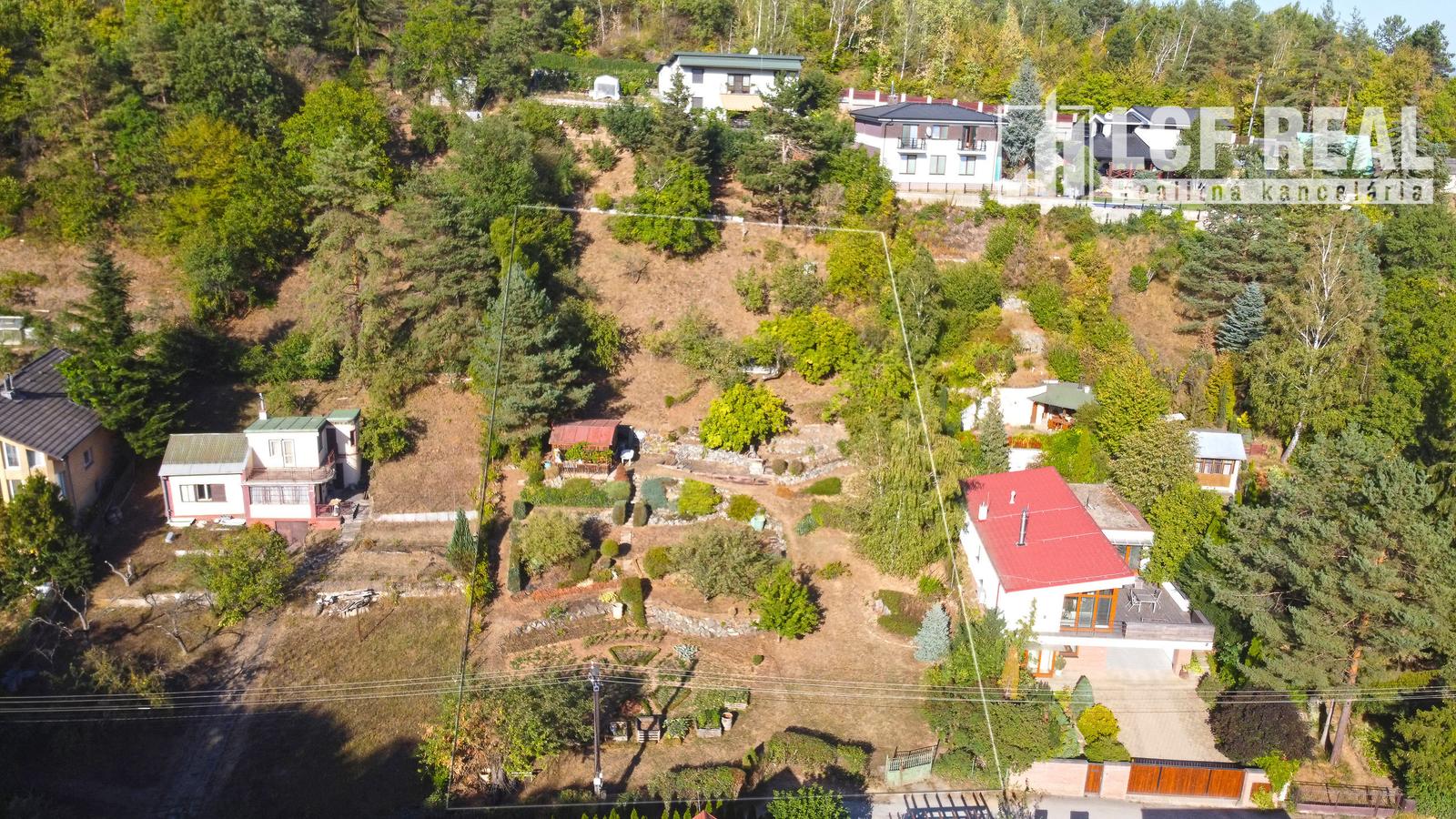 Veľký stavebný pozemok pri lese 1959 m², Košice - Čermeľ